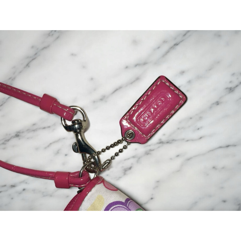 COACH Colorful Daisy Floral Graffiti Wallet Billfold Wristlet Pink Trim 8 x 4 - Picture 10 of 12